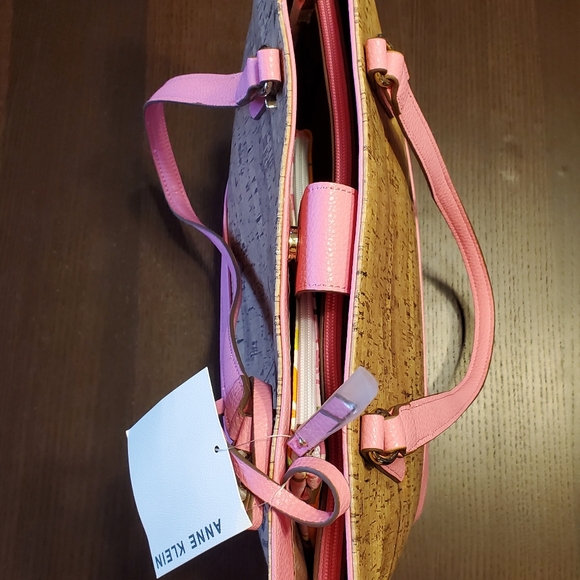 Anne Klein Paige tote in cork/pink - Picture 14 of 15